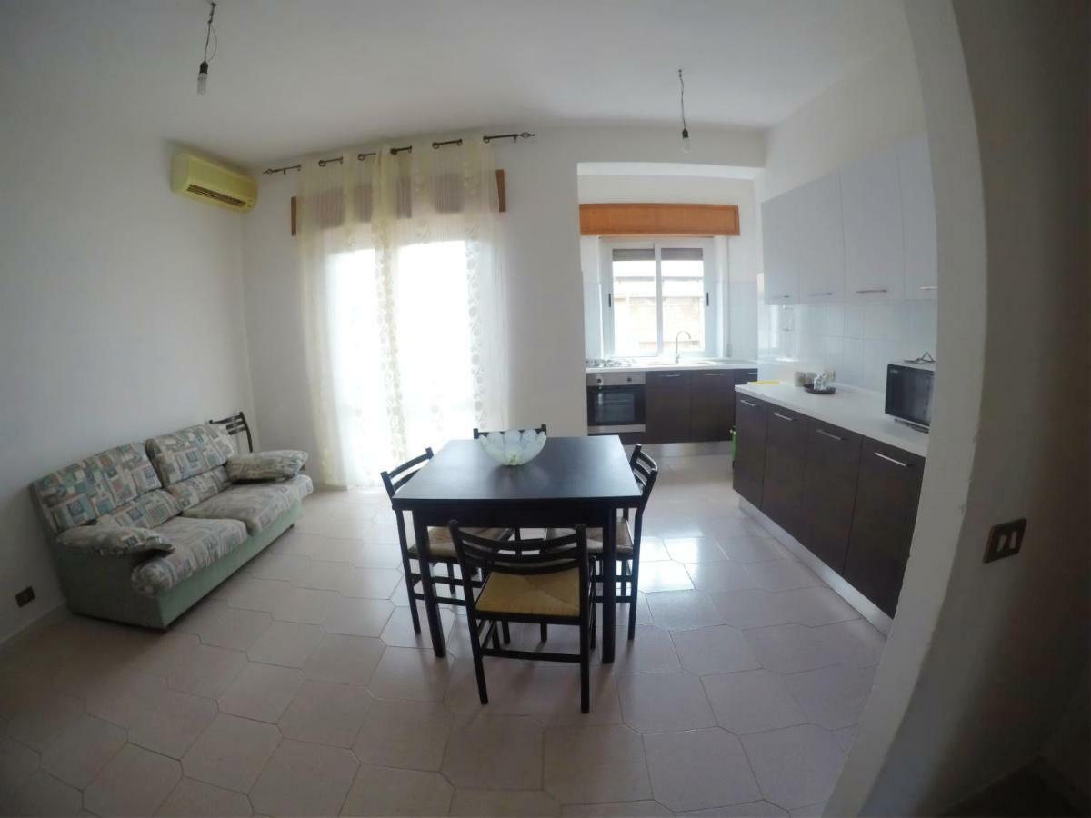Apartment 500M From The Sea Badolato Marina Exterior foto